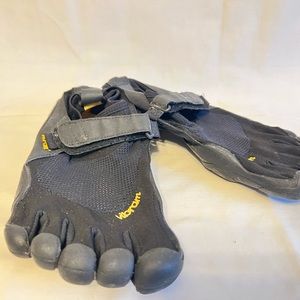 Vibram FiveFingers Barefoot Running Athletic Water Shoes - EUR 42 / 10 US